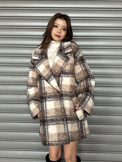 チェック柄ミドル丈コート